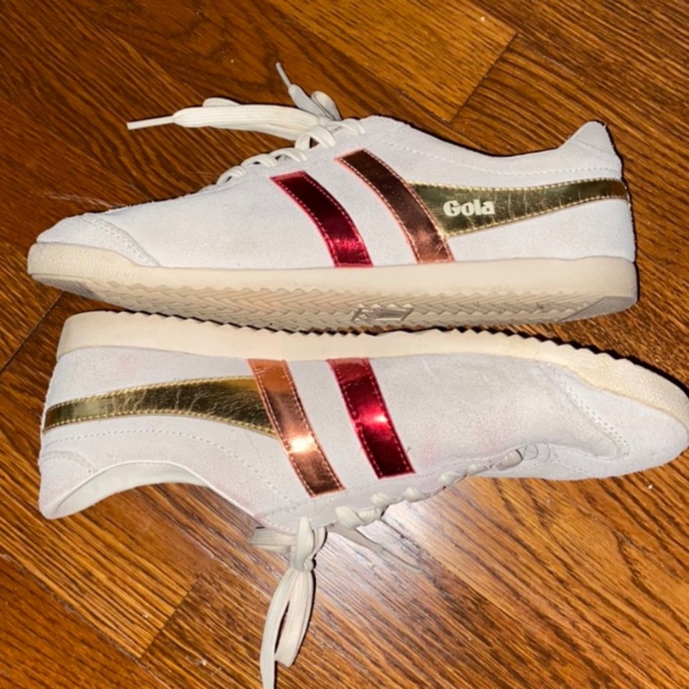 BEAUTIFUL Gola Red and Gold Suede Sneakers